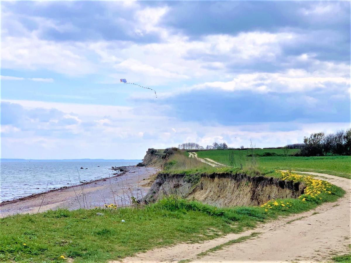 Seelund - Meeresrauschen Lauschen - Ruhiges Sonniges Apartment Mit Garten Und Terrasse Nahe Strand Und Ostsee เชินฮาเกน ภายนอก รูปภาพ