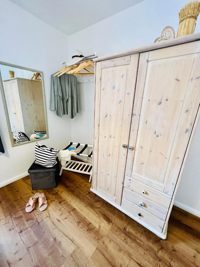 Seelund - Meeresrauschen Lauschen - Ruhiges Sonniges Apartment Mit Garten Und Terrasse Nahe Strand Und Ostsee เชินฮาเกน ภายนอก รูปภาพ